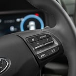 Hyundai KONA 1.0 TGDI MAXX 7 DCT - Miniatura 10
