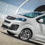 Opel Zafira Life Business Innovation L 180 CV - Miniatura 26