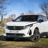 Peugeot 3008 GT Hybrid4 - Miniatura 17