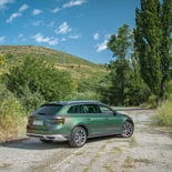 Skoda Superb Scout 2.0 TSI 272 CV DSG 4x4 - Miniatura 10