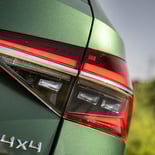 Skoda Superb Scout 2.0 TSI 272 CV DSG 4x4 - Miniatura 13