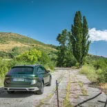Skoda Superb Scout 2.0 TSI 272 CV DSG 4x4 - Miniatura 4