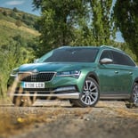 Skoda Superb Scout 2.0 TSI 272 CV DSG 4x4 - Miniatura 14