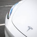 Tesla Model Y - Miniatura 15