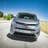 Toyota Proace City Verso 1.5D 130 CV 8AT Family Advance - Miniatura 2
