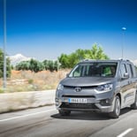 Toyota Proace City Verso 1.5D 130 CV 8AT Family Advance - Miniatura 3
