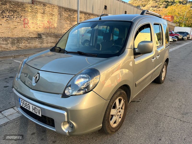 Renault Kangoo Combi 1.5 DCI Dynamique All Road / Doble puerta lateral.