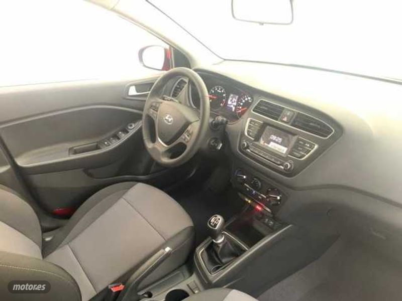 hyundai i20 2020 / 28.623km. foto grande (3)