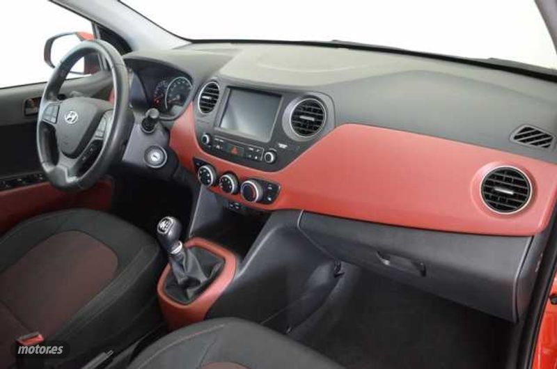 hyundai i10 2019 / 27.556km. foto grande (3)