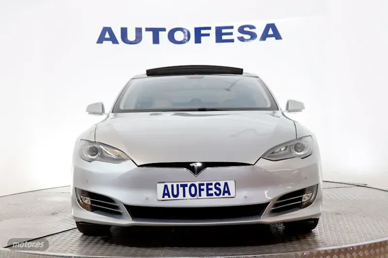 tesla model s 2013 / 121.900km. foto grande (2)