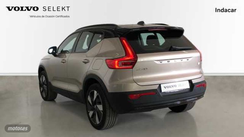 volvo xc40 2023 / 9.352km. foto grande (2)