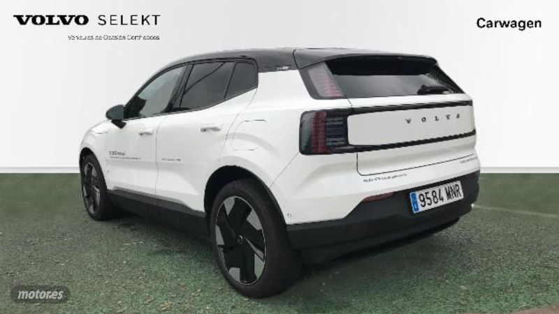 volvo ex30 2024 / 328km. foto grande (2)