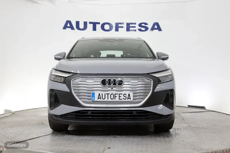 audi q4 e-tron 2022 / 12.692km. foto grande (2)