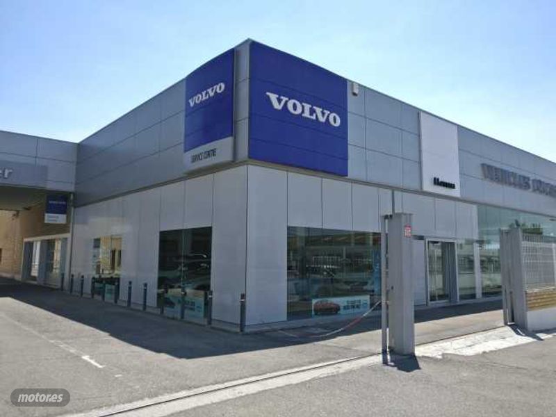 volvo xc40 2024 / 18.182km. foto grande (3)