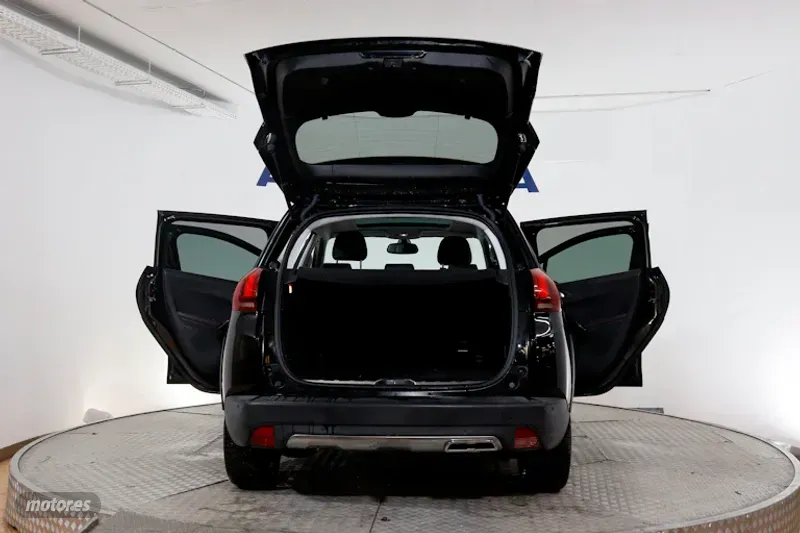 peugeot 2008 2018 / 90.423km. foto grande (3)