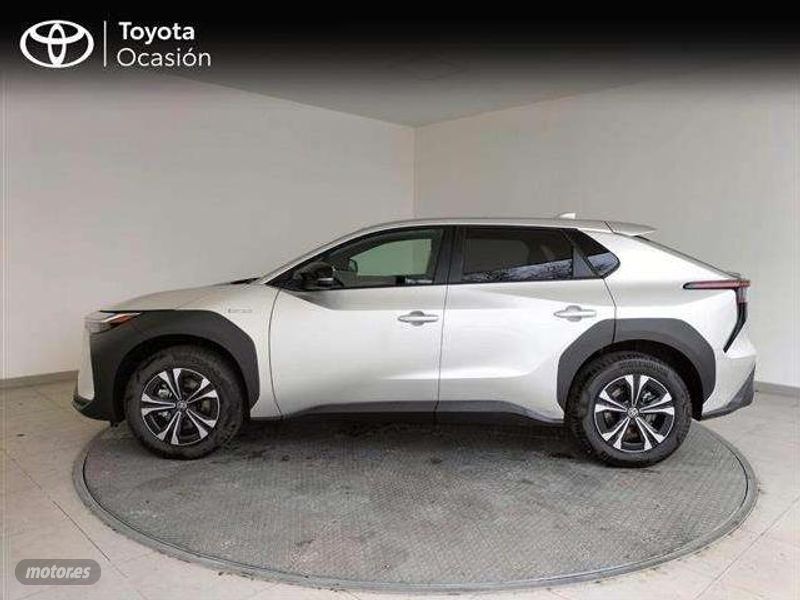 toyota bz4x 2024 / 11.202km. foto grande (3)