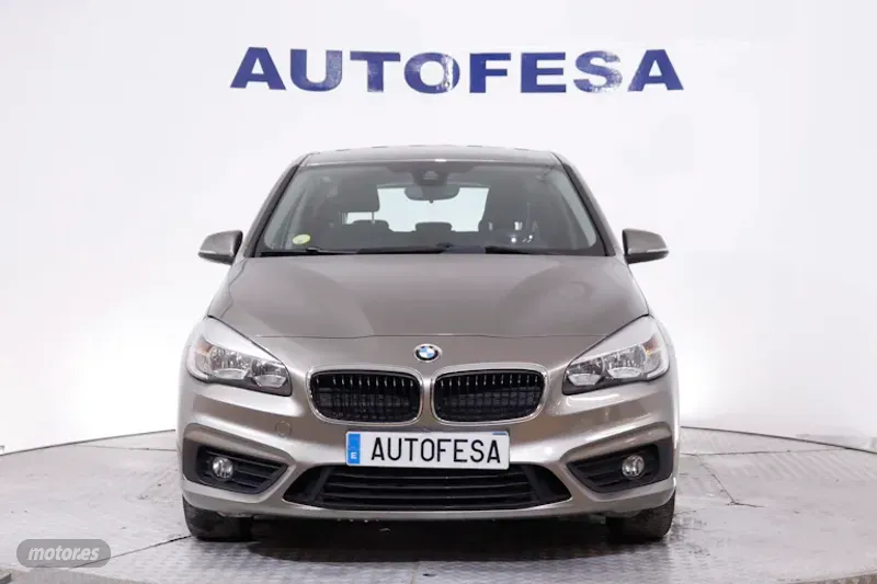 bmw serie 2 2015 / 118.100km. foto grande (2)