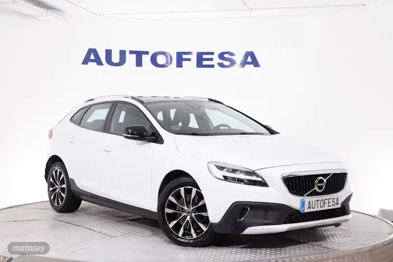 volvo v 40 2019 / 91.000km. foto grande (3)
