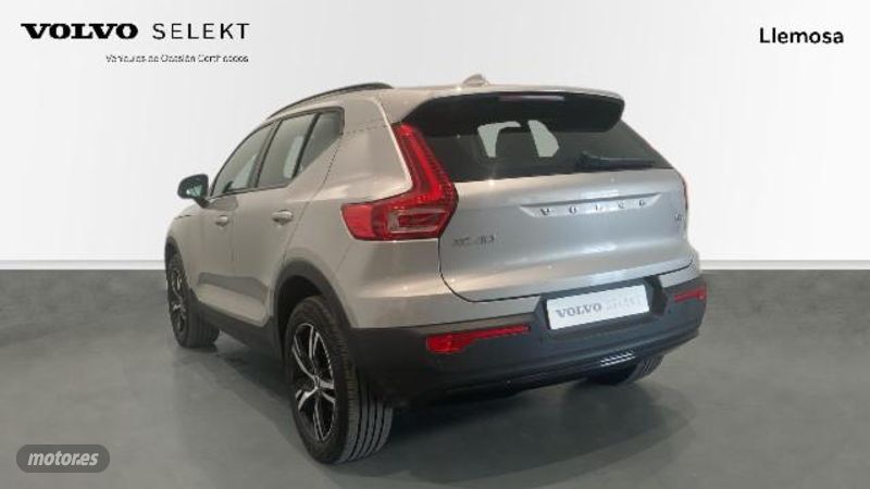 volvo xc40 2023 / 30.427km. foto grande (2)