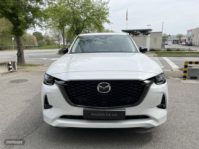 Mazda CX-60 NUEVO CX-60 2022 3.3L E-SKYACTIV D MHEV 147 KW (200 CV) 8AT 2WD HOMURA CONVENIENCE & SOUND PACK + DRIVER ASSISTANCE PACK + COMFORT PACK Panoramic Sunroof Pack