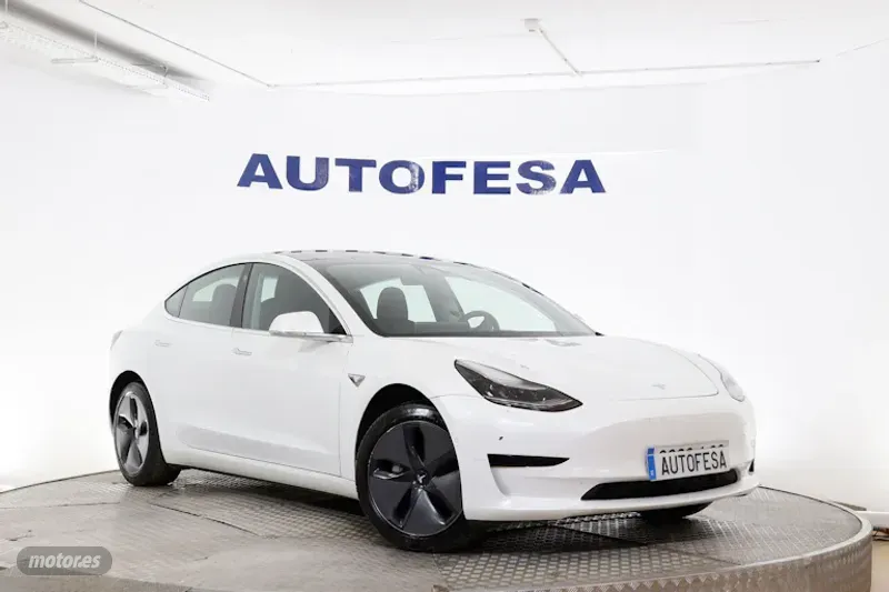 tesla model 3 2020 / 14.000km. foto grande (3)