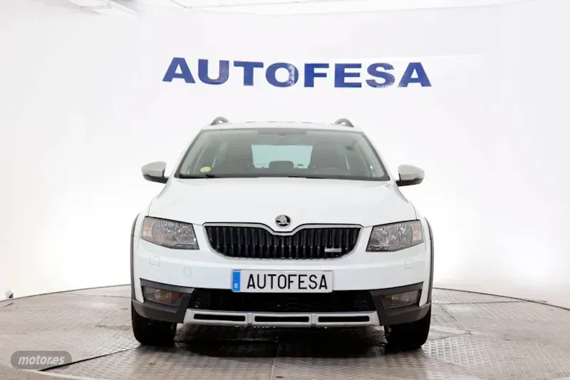 skoda scout 2016 / 142.100km. foto grande (2)