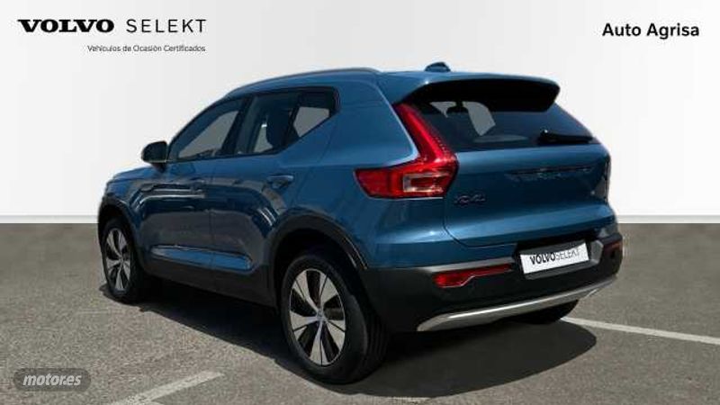 volvo xc40 xc40 core, b3 mild hybrid, gasolina con 1 km por 39.200 eur. en la rioja foto grande (2)