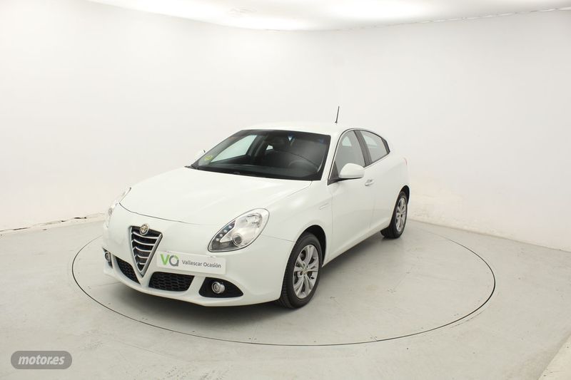 Alfa Romeo Giulietta Disctintive Jtdm Cv S S P En Barcelona