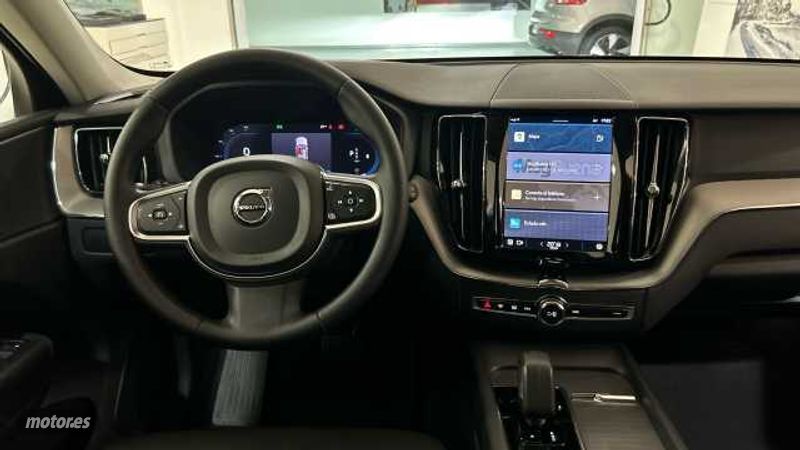 volvo xc 60 2023 / 33.763km. foto grande (2)