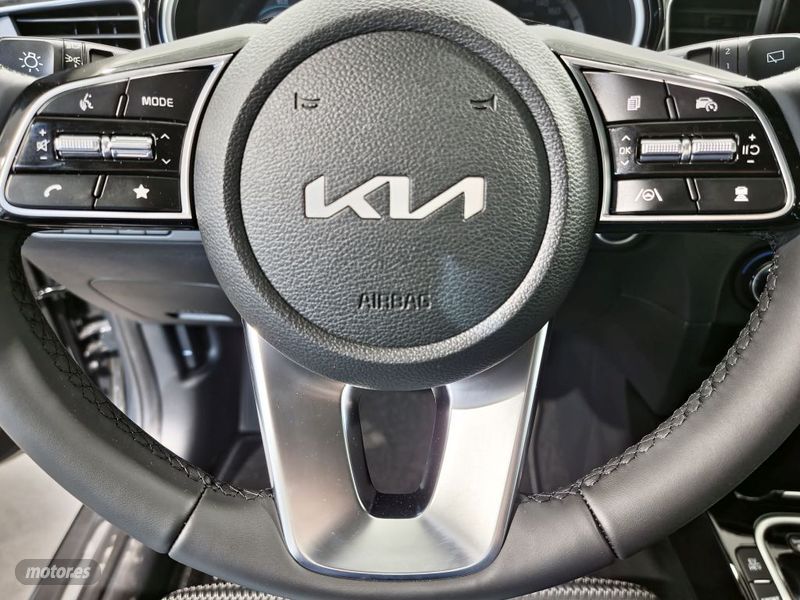 Kia XCeed 1.6 PHEV eDrive - Miniatura 11