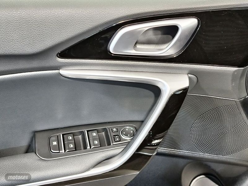 Kia XCeed 1.6 PHEV eDrive - Miniatura 6
