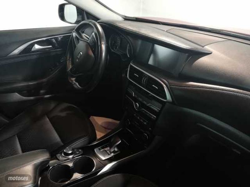 infiniti qx30 2019 / 114.492km. foto grande (3)