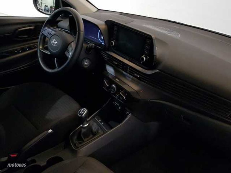 hyundai i20 2023 / 20.500km. foto grande (3)