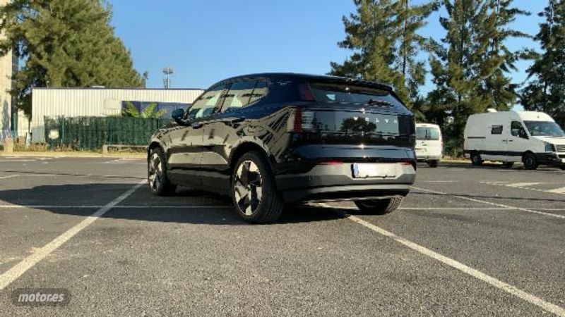 volvo ex30 2023 / 1.000km. foto grande (2)