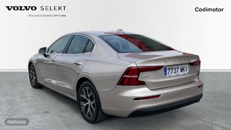 volvo s60 2023 / 30.850km. foto grande (3)
