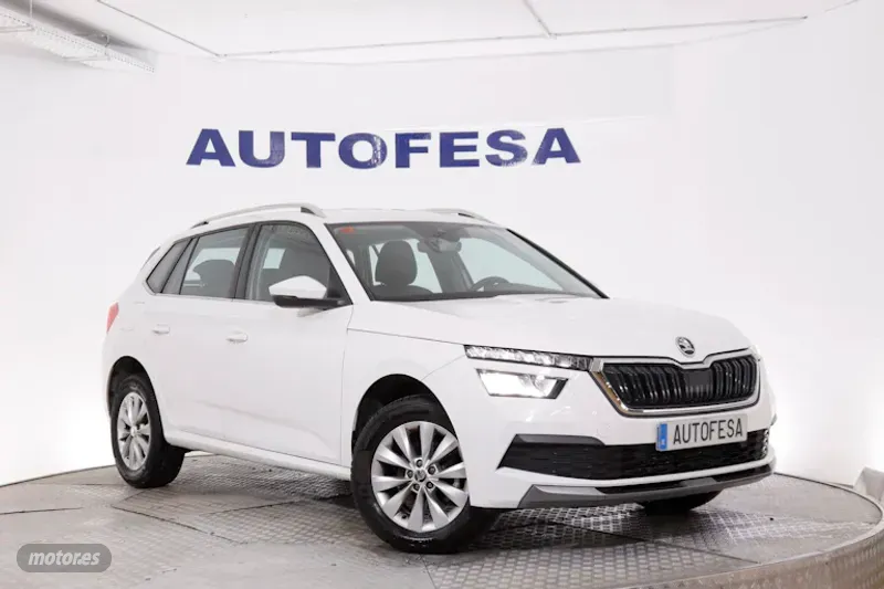 skoda kamiq 2021 / 49.300km. foto grande (3)