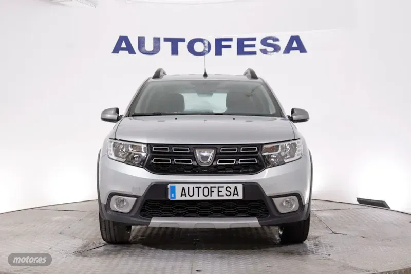 dacia sandero 2020 / 82.800km. foto grande (2)
