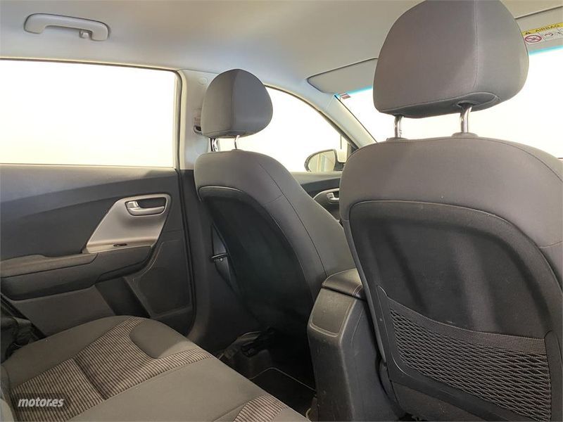 Kia Niro 1.6 GDi HEV 104kW (141CV) Drive - Miniatura 5