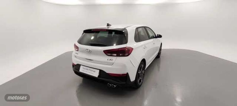 hyundai i30 2024 / 17.639km. foto grande (2)