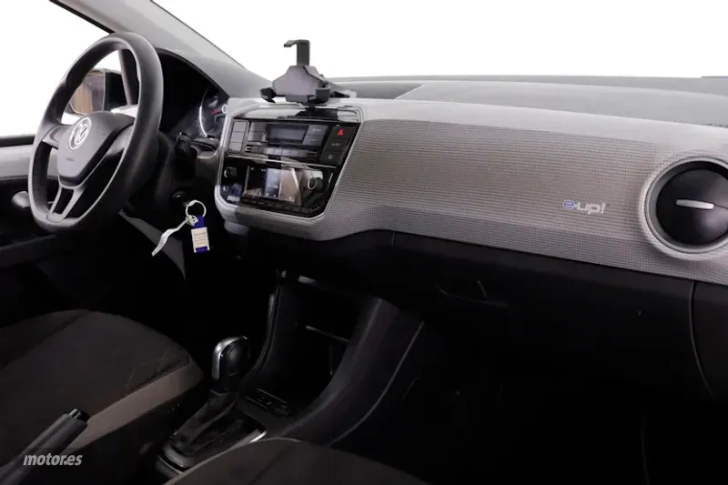 Volkswagen e-up! - foto 12