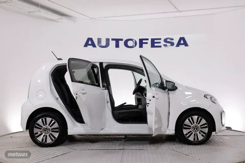 Volkswagen e-up! - foto 9
