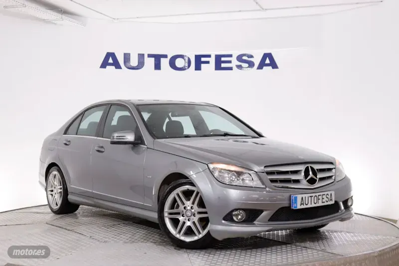 mercedes clase c 2010 / 206.600km. foto grande (3)