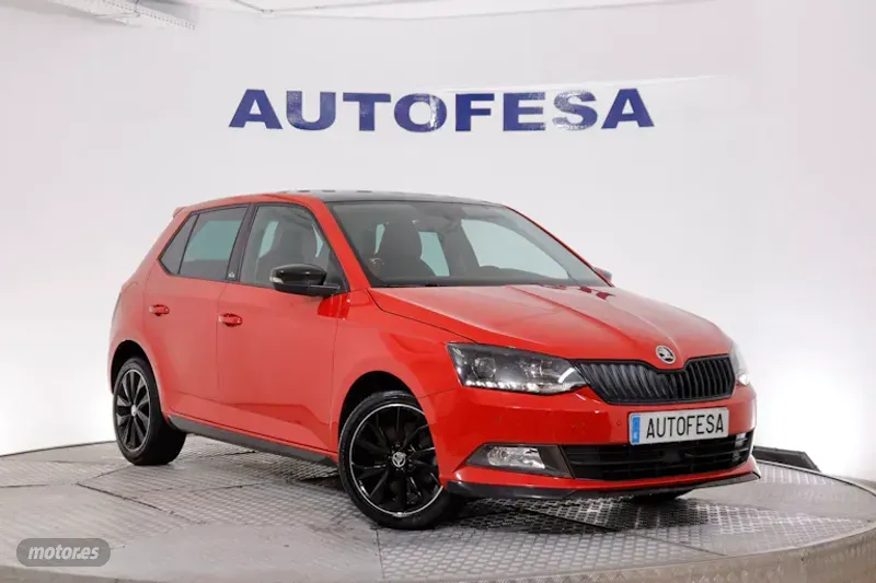 skoda fabia 2016 / 56.577km. foto grande (3)