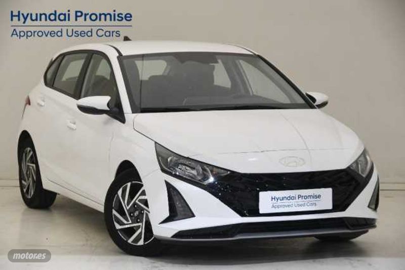 hyundai i20 1.0 tgdi klass 100 de 2024 con 18.953 km por 17.500 eur. en madrid foto grande (2)