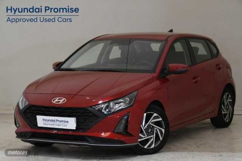 Hyundai i20 2022 abs  de segunda mano - Hyundai i20 1.0 TGDI Klass 100 de 2024 con 8.575 Km por 18.490 EUR. en Madrid