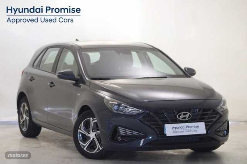 hyundai i30 1.0 tgdi klass lr 48v 120 de 2024 con 13.355 km por 20.995 eur. en albacete foto grande (2)