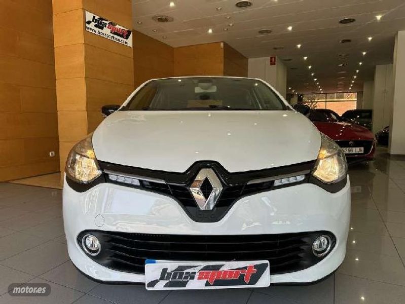 renault clio 2015 / 59.999km. foto grande (2)