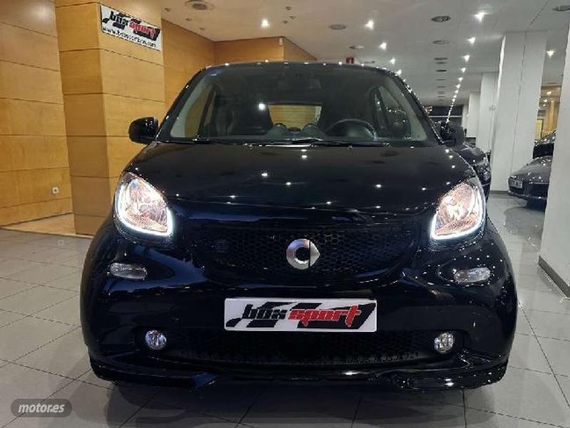 smart fortwo 2019 / 28.000km. foto grande (2)