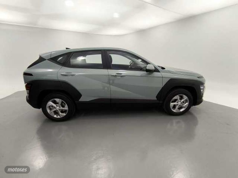 hyundai kona 1.6 gdi maxx dt de 2024 con 7.578 km por 26.900 eur. en barcelona foto grande (3)