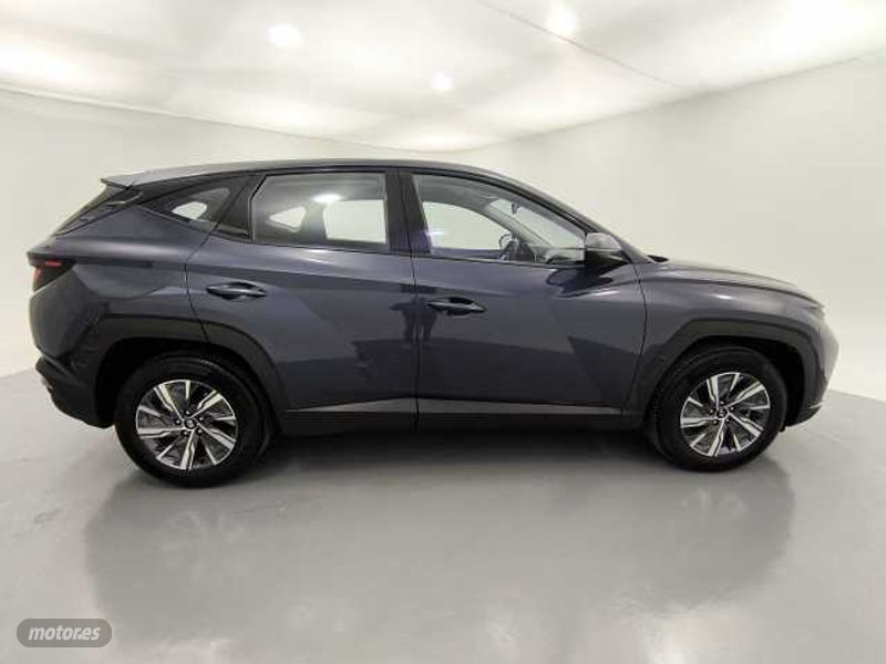 hyundai tucson 1.6 tgdi klass 4x2 de 2024 con 30.812 km por 22.900 eur. en barcelona foto grande (3)